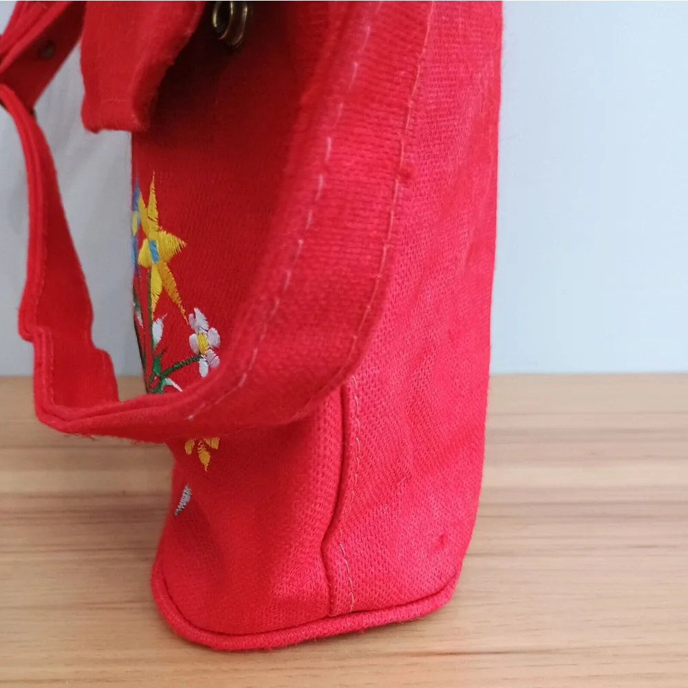 Vintage 80s 90s Red Canvas Crossbody Bag Purse Front Pockets Floral Embroidery